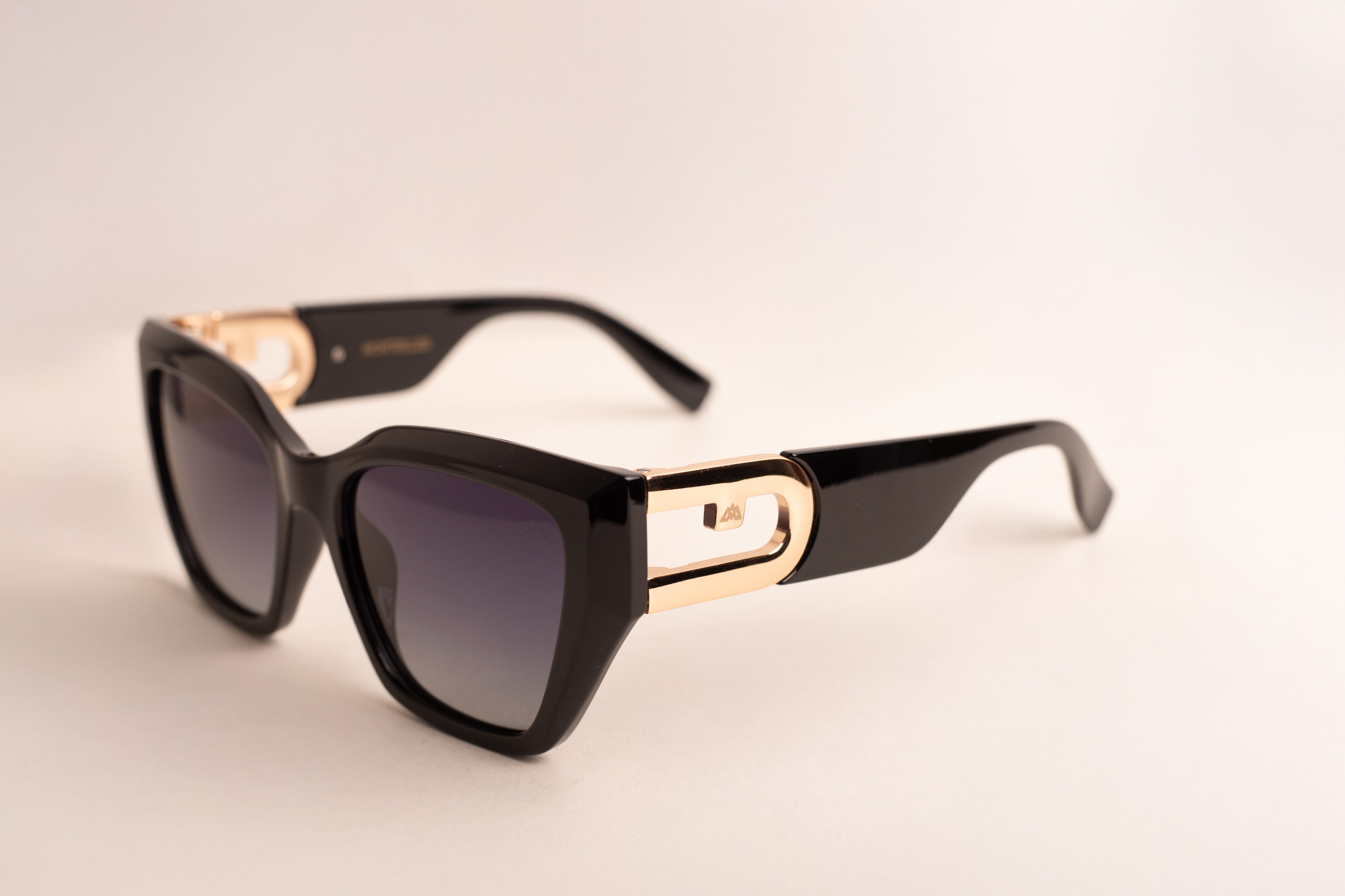 Óculos de Sol Feminino Oslo MP 3005P