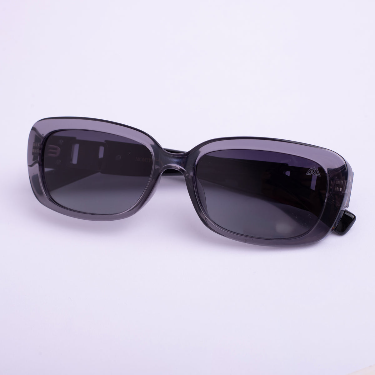 Armação para Óculos de Sol Feminino Montclair MPL 9356